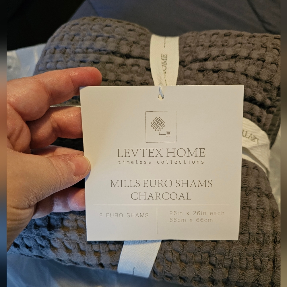 ⭐ Levtex Euro pillow shams